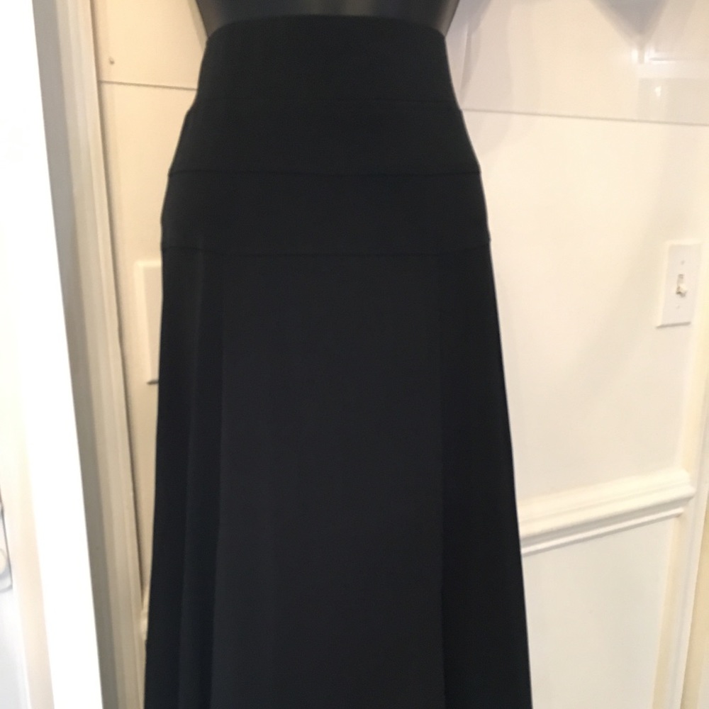 Classy Black Skirt